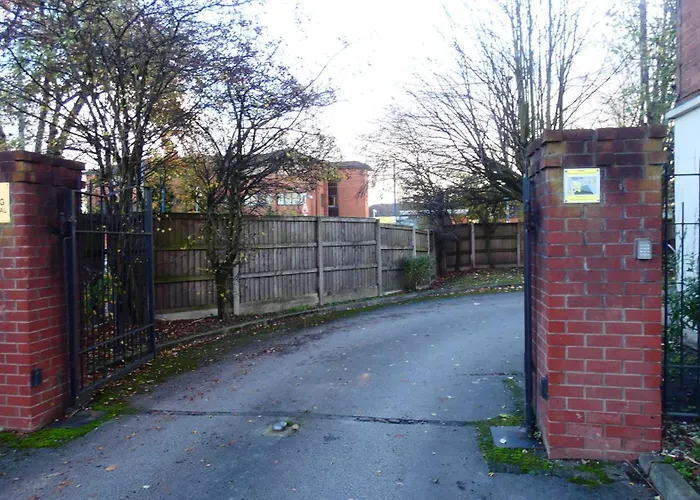 Appartement Spacious 4 Bed Maisonette Close To Salford Quays And With Smart Tvs And Netflix Perfect For Families And Contractors *