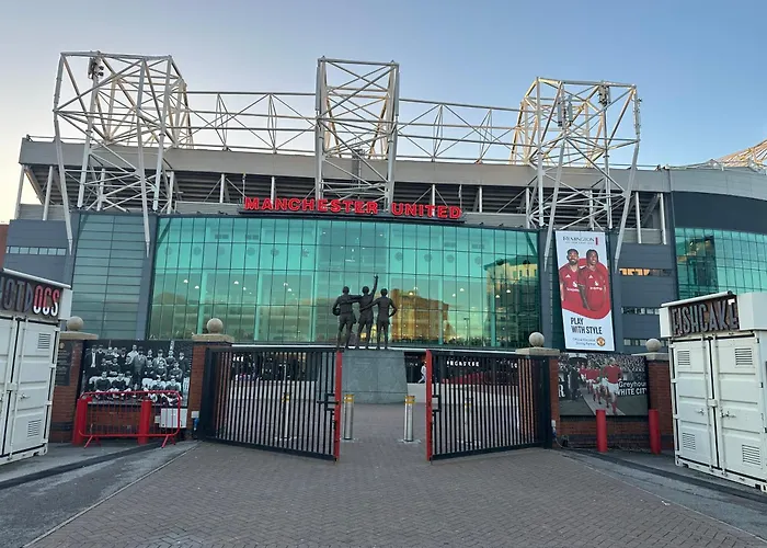 Hendham House - Near Etihad Stadium, Coop Live Arena, Ao Arena, Piccadilly Train Station & Centre 2*