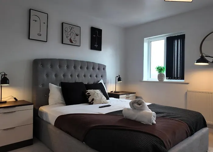 Stylish In Vibrant Salford, Manchester!