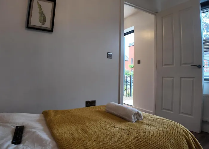 Apartament Stylish In Vibrant Salford, Manchester! *