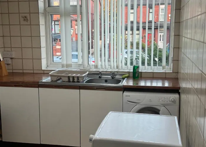 Komegloba Exquisite 맨체스터