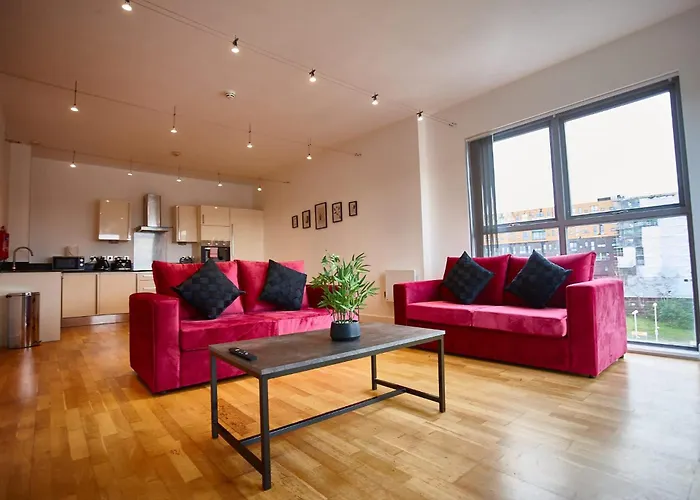 The Rose Quartz Daire Manchester