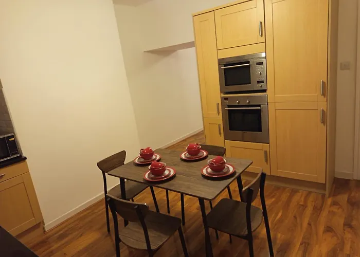 홈스테이 Caftop Homes 맨체스터