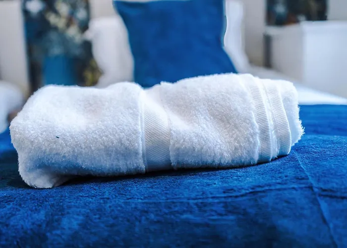 3 Bed House - Free Parking - Free Wifi Manchester