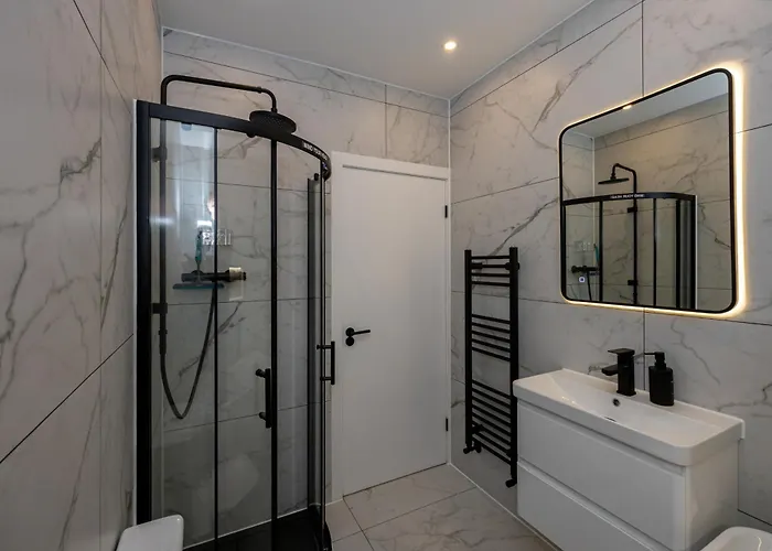 펜션 Modern 5-bed Ev Centre 10 Min *