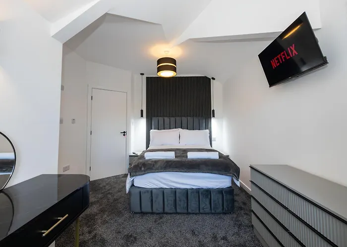 펜션 Modern 5-bed Ev Centre 10 Min *