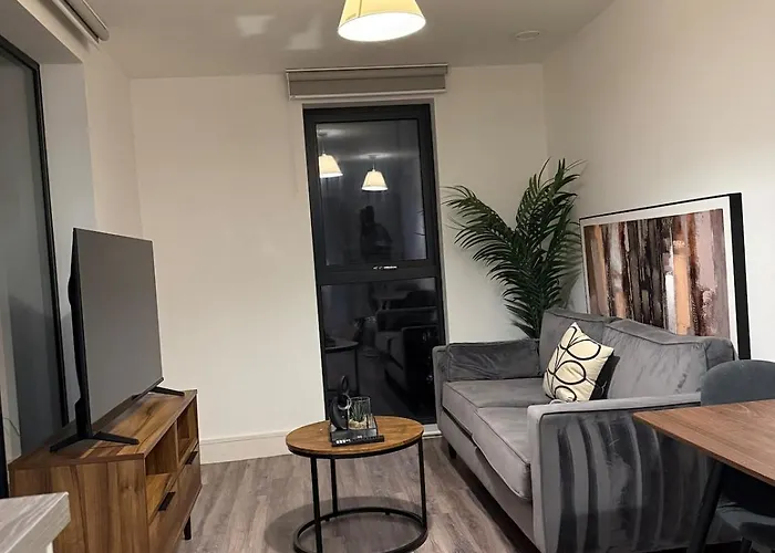 Apartment Modern 2br In M5, Man United Stadium, And Mediacity *