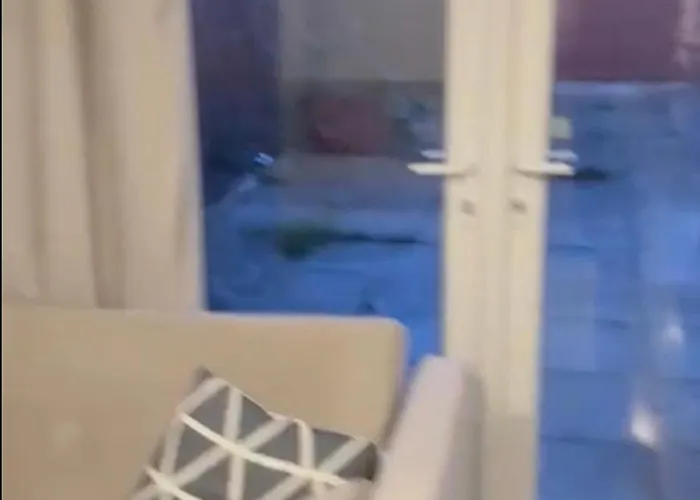 Huge 4br Escape - Etihad - Coop -free Parking 아파트