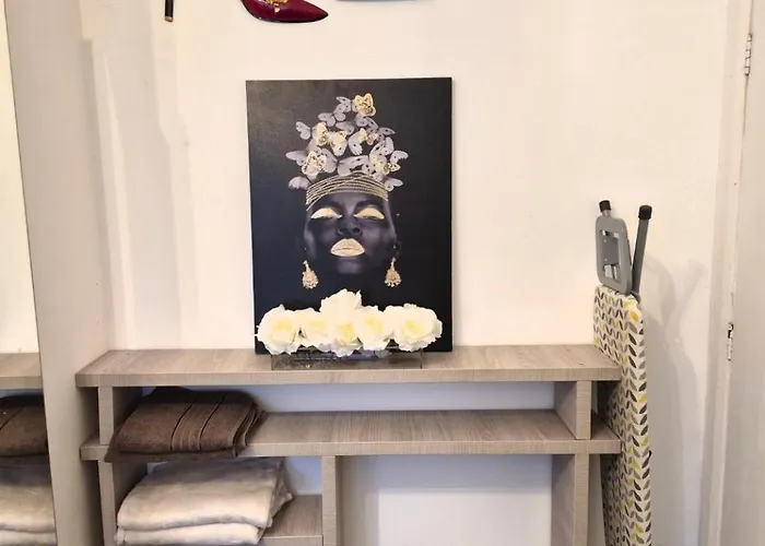 Stylish Private Flat Close To Centre!