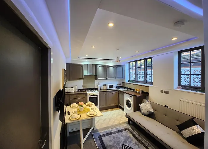 아파트 Charming Duplex Free Wifi Old Trafford 맨체스터