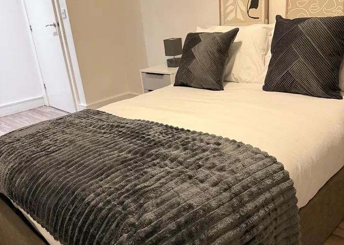 Modern 2br In M5, Man United Stadium, And Mediacity Manchester