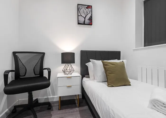 Daire The Ideal Urban 4br - Coop - Etihad - Parking - Ev Manchester