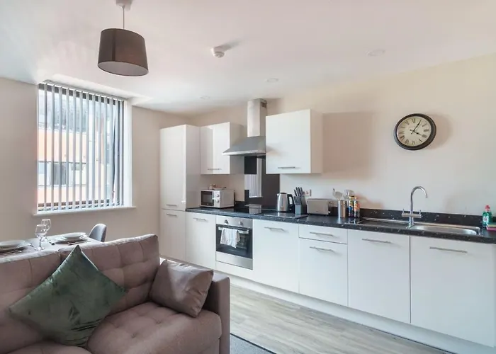 For 2 Salford Amenities Apartment Manchester