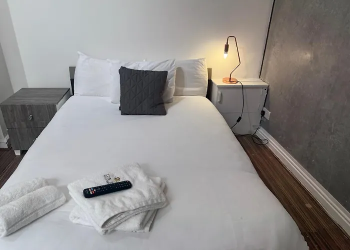 4 Seasons Manchester