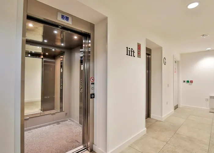 Apartamento 40 Percent Off Monthly 2 Bed Modern Near Piccadilly - Parking - Fast Wifi