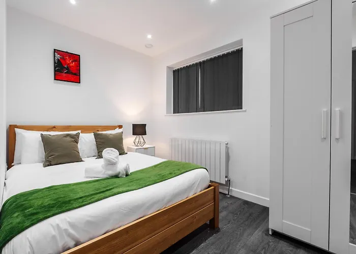 Daire The Ideal Urban 4br - Coop - Etihad - Parking - Ev