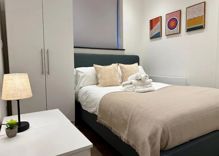 Converted Mill 2 Bed Flat In The Heart Of The - Pass The Keys