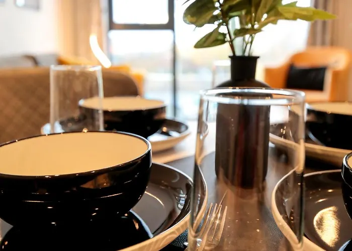 40 Percent Off Monthly 2 Bed Modern Near Piccadilly - Parking - Fast Wifi * 曼彻斯特