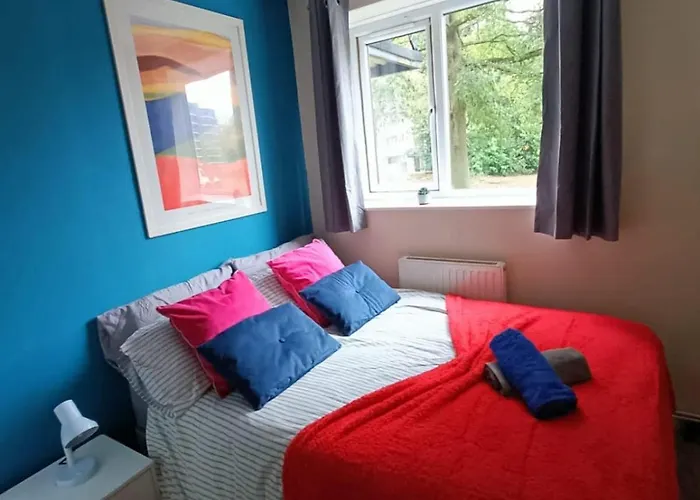 아파트 #85 Stylish Salford Free Parking Sleeps 6 *