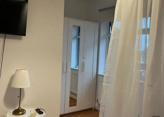 Daire The Cotton Mill Hideaway - One Bedroom - Free Parking Near Etihad Stadium & Coop Live Manchester