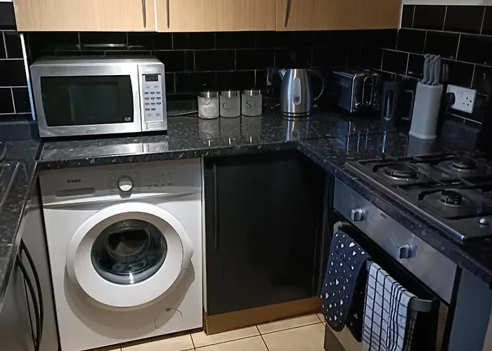 #85 Stylish Salford Free Parking Sleeps 6 아파트 맨체스터