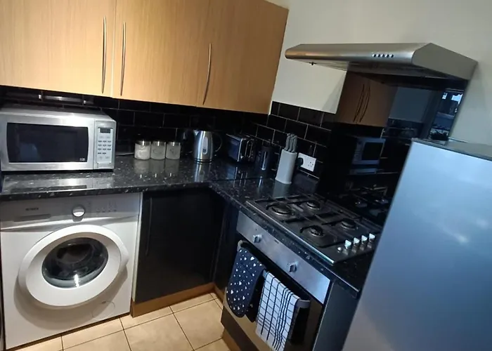 #85 Stylish Salford Free Parking Sleeps 6 아파트