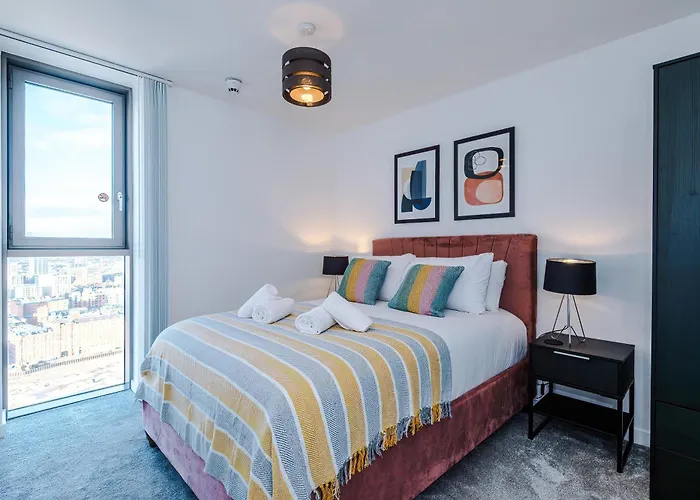 Apartment Skyline With Thermal *