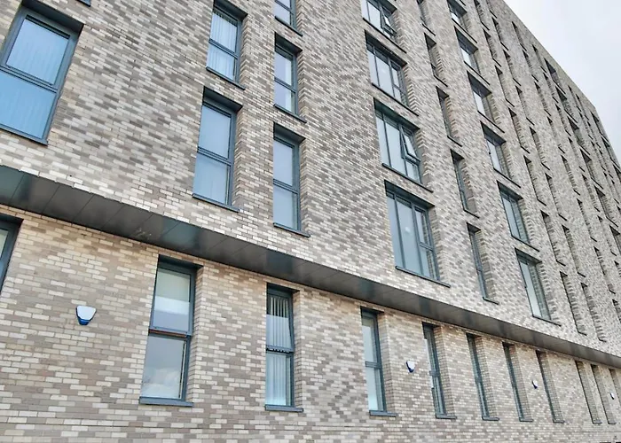 40 Percent Off Monthly 2 Bed Modern Near Piccadilly - Parking - Fast Wifi