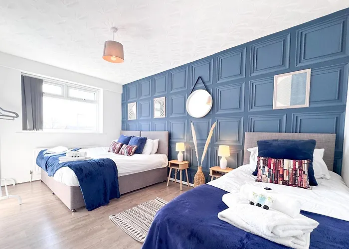 Contractor By Furnished 맨체스터