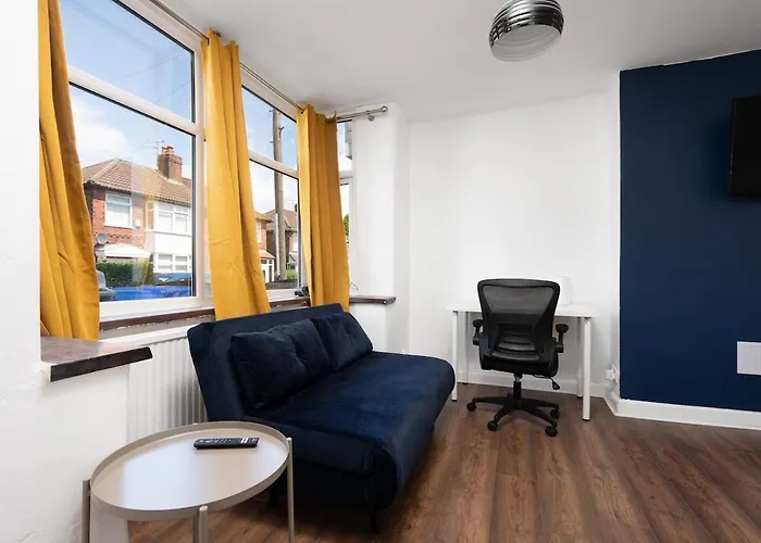 Comfy 3br - Pool Table - Games - Sleeps 8 Manchester