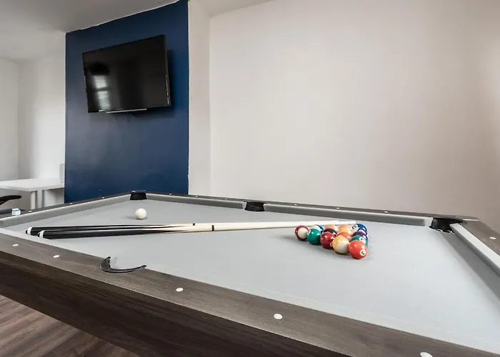 Comfy 3br - Pool Table - Games - Sleeps 8 Hébergement de vacances *
