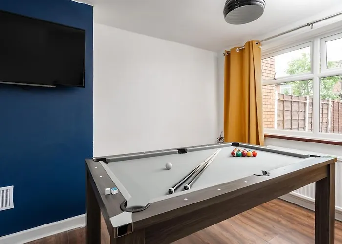 Hébergement de vacances Comfy 3br - Pool Table - Games - Sleeps 8 *