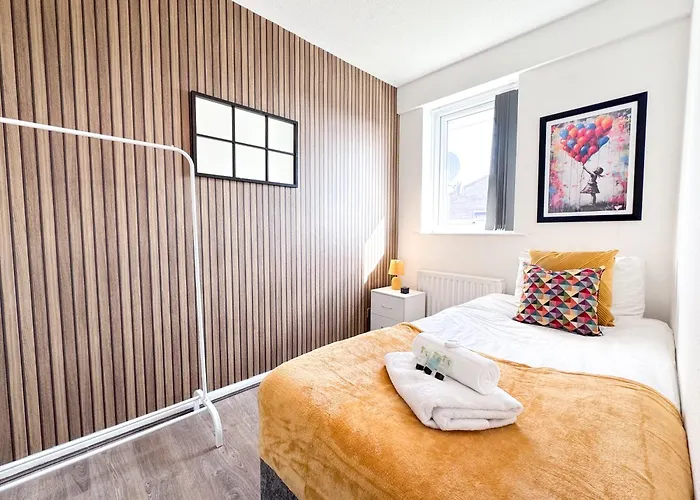 Contractor By Furnished Manchester