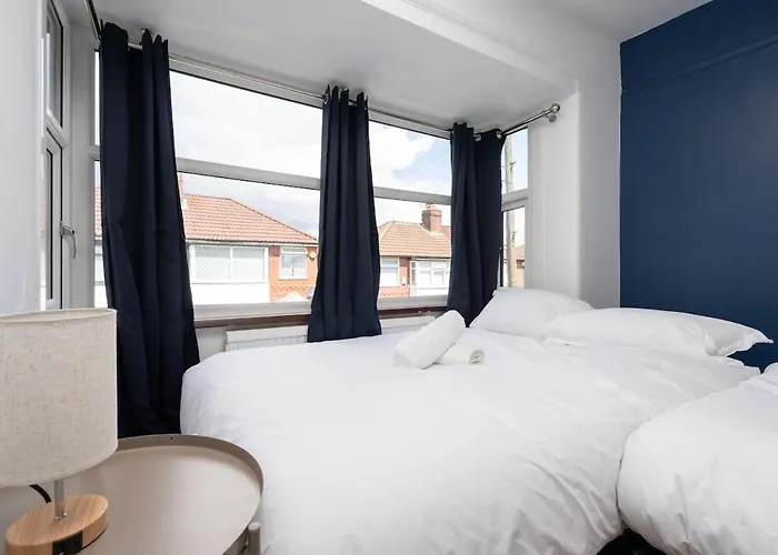 Hébergement de vacances Comfy 3br - Pool Table - Games - Sleeps 8 Manchester