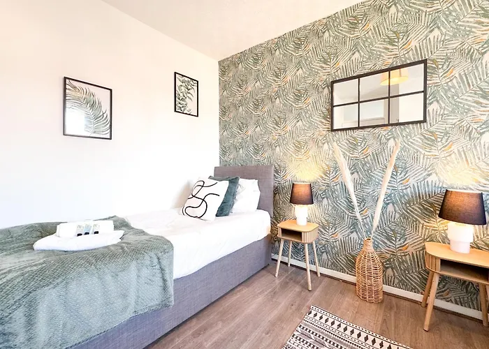 Semesterbostad Contractor By Furnished *