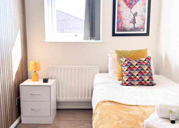 Contractor By Furnished * Manchester