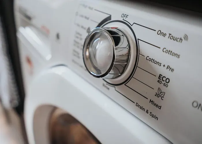 Comfy 3br - Pool Table - Games - Sleeps 8 Casa de Férias Manchester