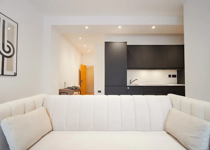 Afflecks By The Heim * 맨체스터