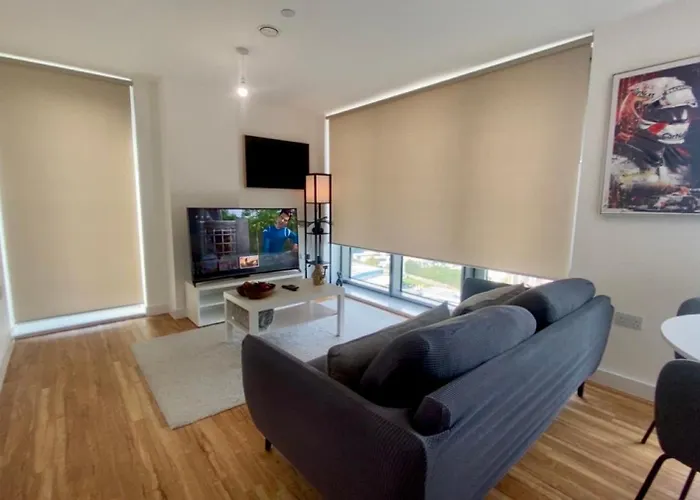 شقة Comfy Modern Centre