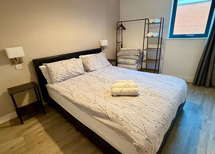 Centre 2 Bed With A Balcony * Mánchester