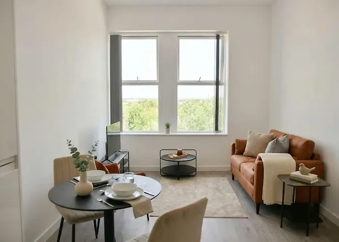 Spacious 1 Bed Near Etihad *