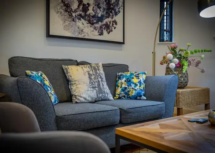 New Build Duplex Minutes From Centre - Pass The Keys * 맨체스터