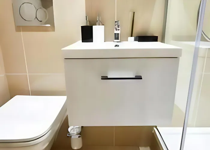 Student Only Classic At First Street