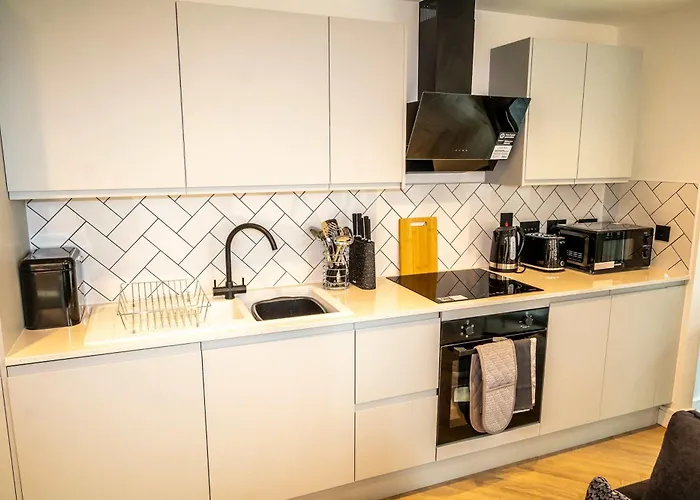 Fabulous 2 Bedroom In *