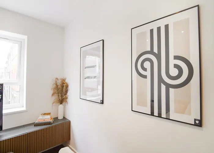 Afflecks By The Heim *