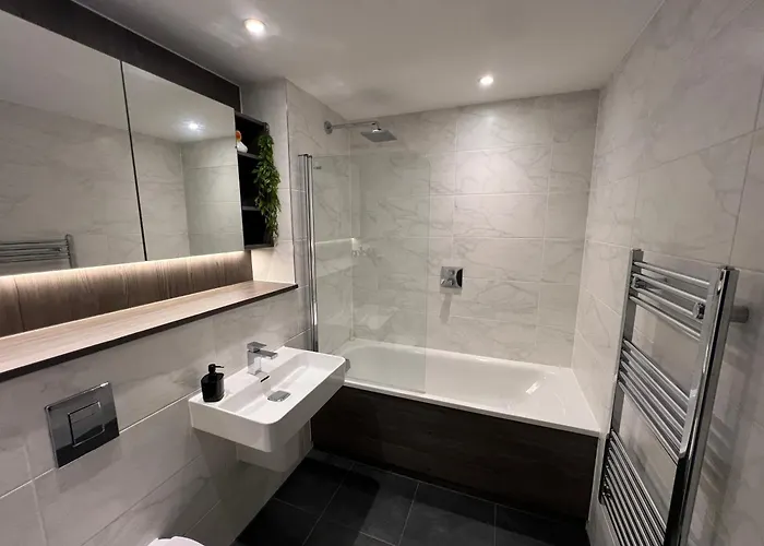 Luxe Penthouse 2 Bed Deansgate Daire *