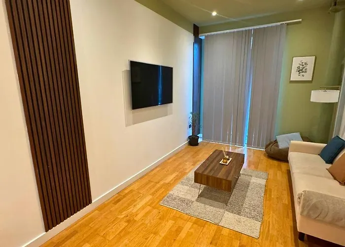 Spacious - Parking - Next To Ao Arena - Local Attraction & Transport Links Apartmán *