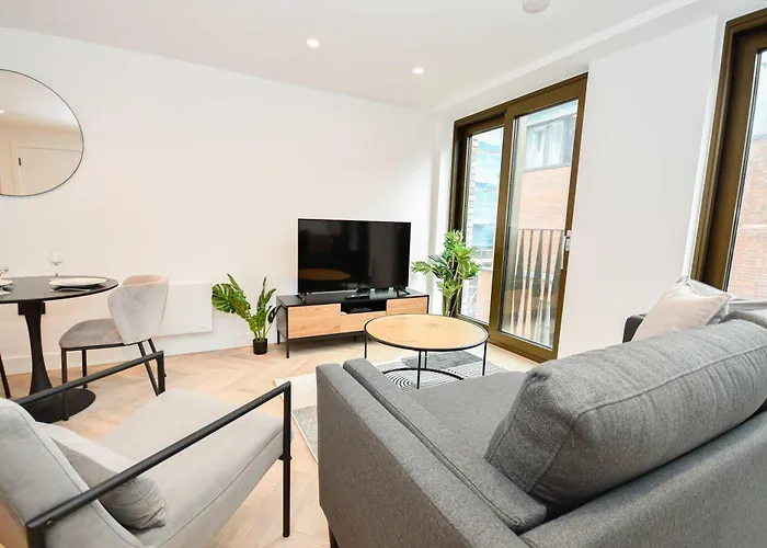 Apartment Modern 1 Bed Flat In W Balcony