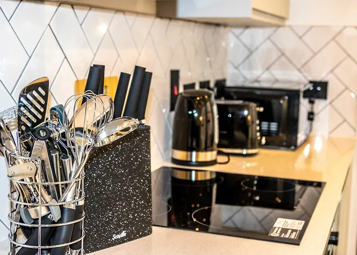 Fabulous 2 Bedroom In Apartament *