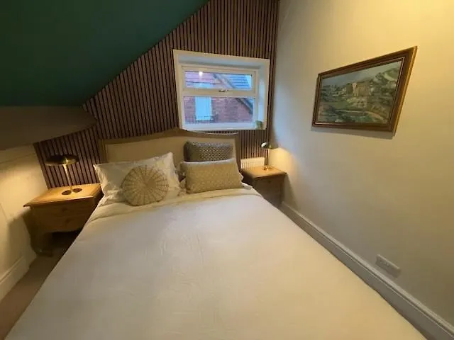 Chorlton Stylish & Convenient Lägenhet *